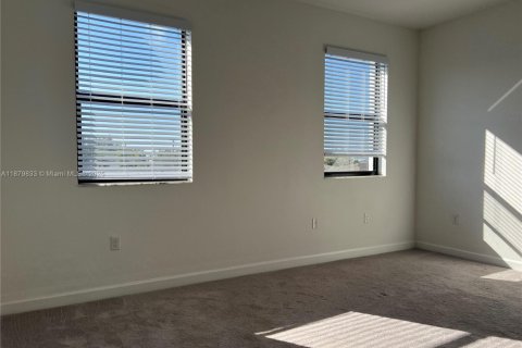 Townhouse in Fort Lauderdale, Florida 3 bedrooms, 139.91 sq.m. № 1942162 - photo 14