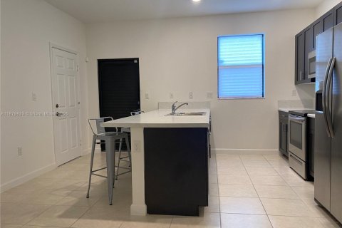 Townhouse in Fort Lauderdale, Florida 3 bedrooms, 139.91 sq.m. № 1942162 - photo 7