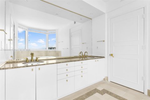 Купить кондоминиум в Майами-Бич, Флорида 6 комнат, 218.78м2, № 1833719 - фото 20