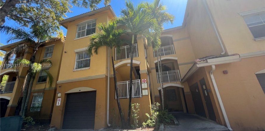 Condo à Pembroke Pines, Floride, 2 chambres  № 1999635