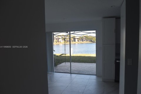 Купить таунхаус в Санрайз, Флорида 4 спальни, 162.58м2, № 2024010 - фото 13