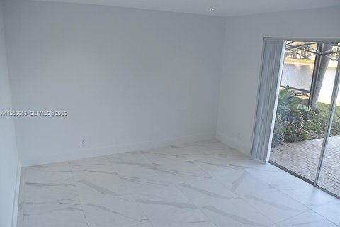 Купить таунхаус в Санрайз, Флорида 4 спальни, 162.58м2, № 2024010 - фото 14