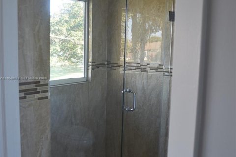 Купить таунхаус в Санрайз, Флорида 4 спальни, 162.58м2, № 2024010 - фото 23