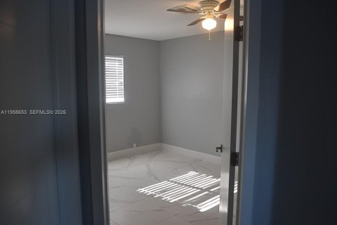 Купить таунхаус в Санрайз, Флорида 4 спальни, 162.58м2, № 2024010 - фото 27