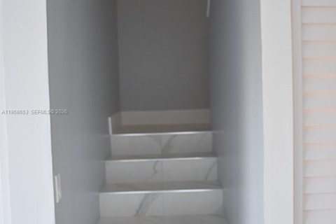 Купить таунхаус в Санрайз, Флорида 4 спальни, 162.58м2, № 2024010 - фото 20