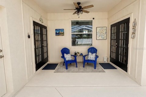 House in Bartow, Florida 4 bedrooms, 179.49 sq.m. № 2403603 - photo 15