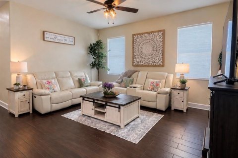 House in Bartow, Florida 4 bedrooms, 179.49 sq.m. № 2403603 - photo 6