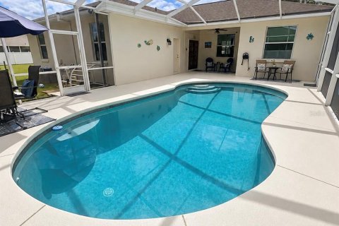 House in Bartow, Florida 4 bedrooms, 179.49 sq.m. № 2403603 - photo 17