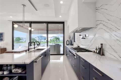 Villa ou maison à vendre à Orlando, Floride: 5 chambres, 407.28 m2 № 1719591 - photo 24
