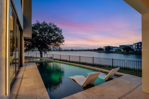 Villa ou maison à vendre à Orlando, Floride: 5 chambres, 407.28 m2 № 1719591 - photo 3