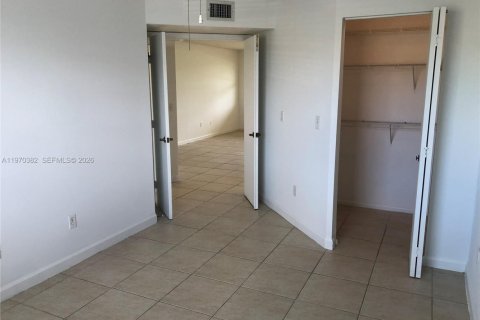 Снять в аренду кондоминиум в Хомстед, Флорида 2 спальни, 107.77м2, № 2031083 - фото 24