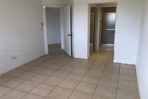 Снять в аренду кондоминиум в Хомстед, Флорида 2 спальни, 107.77м2, № 2031083 - фото 29