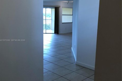 Снять в аренду кондоминиум в Хомстед, Флорида 2 спальни, 107.77м2, № 2031083 - фото 8