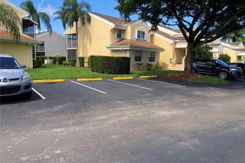 Снять в аренду кондоминиум в Хомстед, Флорида 2 спальни, 107.77м2, № 2031083 - фото 2