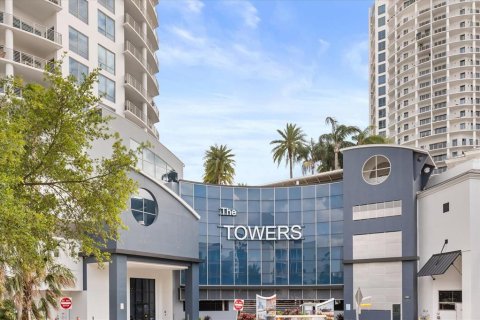Condo in Tampa, Florida, 2 bedrooms  № 2213932
