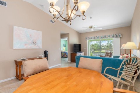 Copropriété à vendre à North Port, Floride: 2 chambres, 102.66 m2 № 1761196 - photo 13