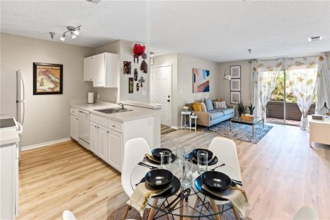 Copropriété à vendre à Saint Petersburg, Floride: 1 chambre, 67.73 m2 № 1894306 - photo 4