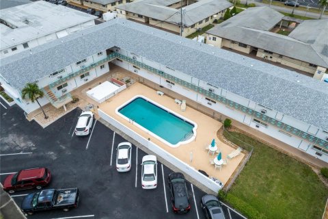 Condo in Hollywood, Florida, 1 bedroom  № 2082438