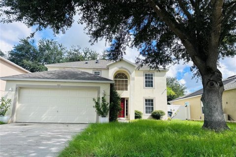 House in Davenport, Florida 4 bedrooms, 207.36 sq.m. № 1906844 - photo 1