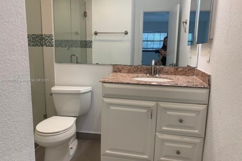 Снять в аренду кондоминиум в Майами, Флорида 2 спальни, 77.57м2, № 1975081 - фото 10