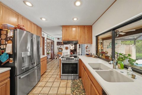 Villa ou maison à vendre à Brandon, Floride: 3 chambres, 211.35 m2 № 2398745 - photo 9