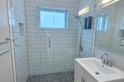 Villa ou maison à louer à Oakland Park, Floride: 3 chambres, 91.23 m2 № 2007073 - photo 15