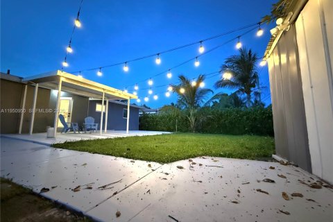 Villa ou maison à louer à Oakland Park, Floride: 3 chambres, 91.23 m2 № 2007073 - photo 22