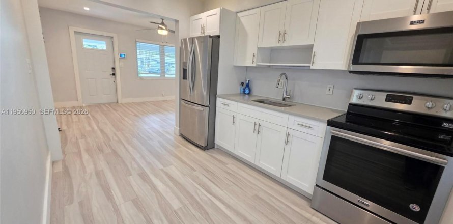 Villa ou maison à Oakland Park, Floride 3 chambres, 91.23 m2 № 2007073