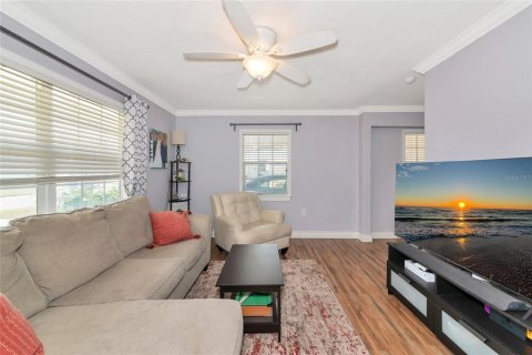 House in Bradenton, Florida 3 bedrooms, 125.88 sq.m. № 1679323 - photo 10