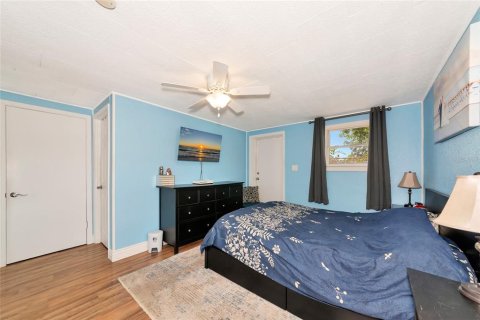 House in Bradenton, Florida 3 bedrooms, 125.88 sq.m. № 1679323 - photo 20