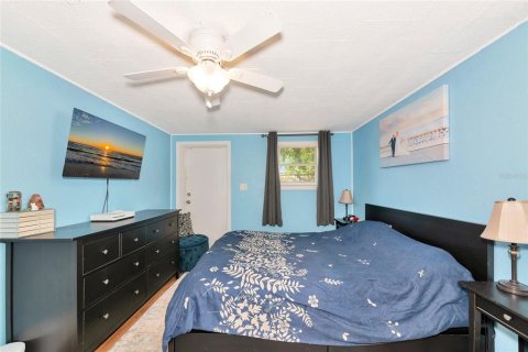 House in Bradenton, Florida 3 bedrooms, 125.88 sq.m. № 1679323 - photo 19