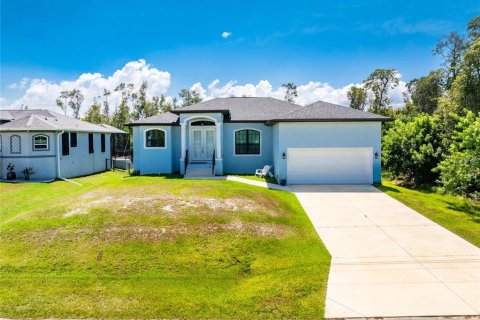 Casa en Punta Gorda, Florida 3 dormitorios, 176.61 m2 № 2131067