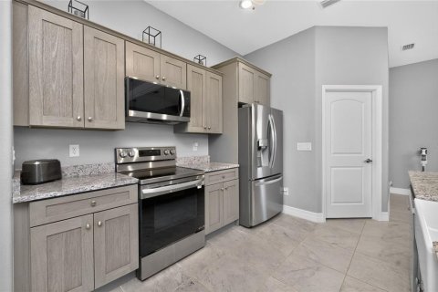 Villa ou maison à vendre à Punta Gorda, Floride: 3 chambres, 176.61 m2 № 2131067 - photo 12