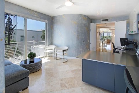 Condo in Fort Lauderdale, Florida, 4 bedrooms  № 2191529 - photo 27
