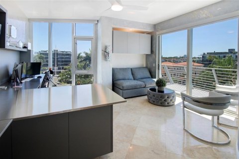 Condo in Fort Lauderdale, Florida, 4 bedrooms  № 2191529 - photo 26