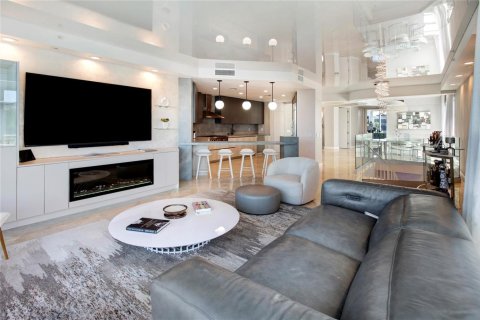 Condo in Fort Lauderdale, Florida, 4 bedrooms  № 2191529 - photo 9
