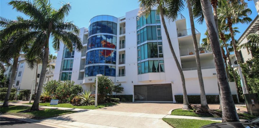 Condo in Fort Lauderdale, Florida, 4 bedrooms  № 2191529