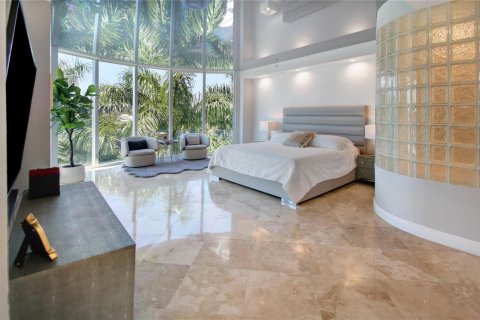 Condo in Fort Lauderdale, Florida, 4 bedrooms  № 2191529 - photo 17
