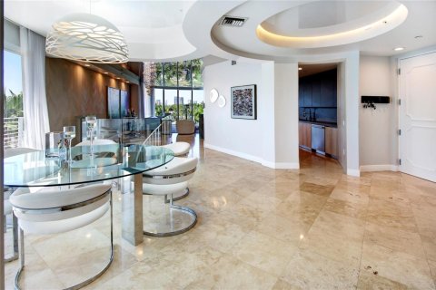 Condo in Fort Lauderdale, Florida, 4 bedrooms  № 2191529 - photo 5