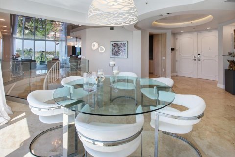 Condo in Fort Lauderdale, Florida, 4 bedrooms  № 2191529 - photo 4