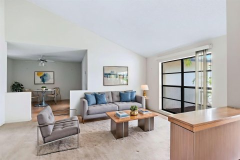 Villa ou maison à vendre à Boca Raton, Floride: 4 chambres, 206.24 m2 № 2439257 - photo 6