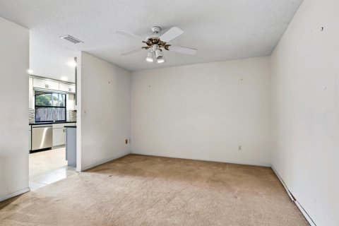 Villa ou maison à vendre à Boca Raton, Floride: 4 chambres, 206.24 m2 № 2439257 - photo 9
