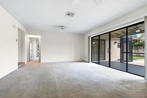 Villa ou maison à vendre à Boca Raton, Floride: 4 chambres, 206.24 m2 № 2439257 - photo 19