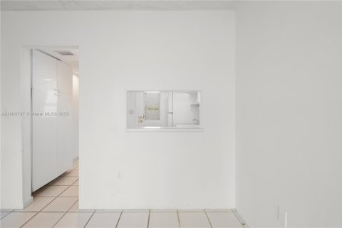 Condo in Aventura, Florida, 1 bedroom  № 1953894 - photo 19