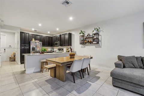 Купить таунхаус в Хомстед, Флорида 3 спальни, 142.14м2, № 1948912 - фото 10