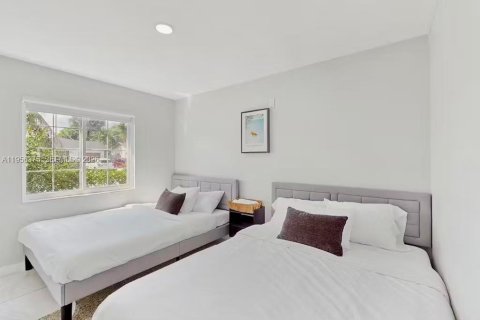 Villa ou maison à vendre à Sunrise, Floride: 3 chambres, 111.2 m2 № 2011974 - photo 9