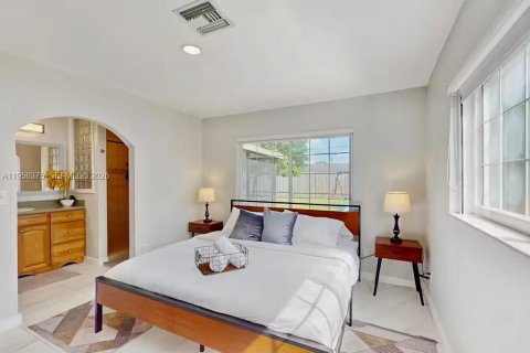 Villa ou maison à vendre à Sunrise, Floride: 3 chambres, 111.2 m2 № 2011974 - photo 14