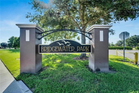 House in Wesley Chapel, Florida 5 bedrooms, 205.5 sq.m. № 1848593 - photo 30
