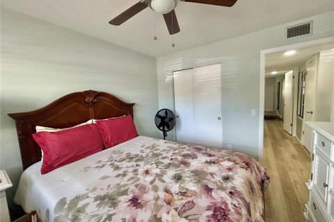 Copropriété à vendre à Clearwater, Floride: 2 chambres, 99.41 m2 № 2115843 - photo 25