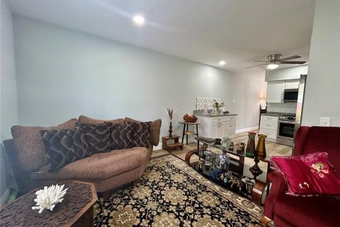 Copropriété à vendre à Clearwater, Floride: 2 chambres, 99.41 m2 № 2115843 - photo 12